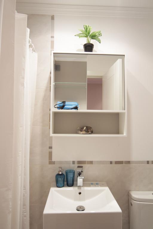 Olmorooms Madrid Szoba fotó